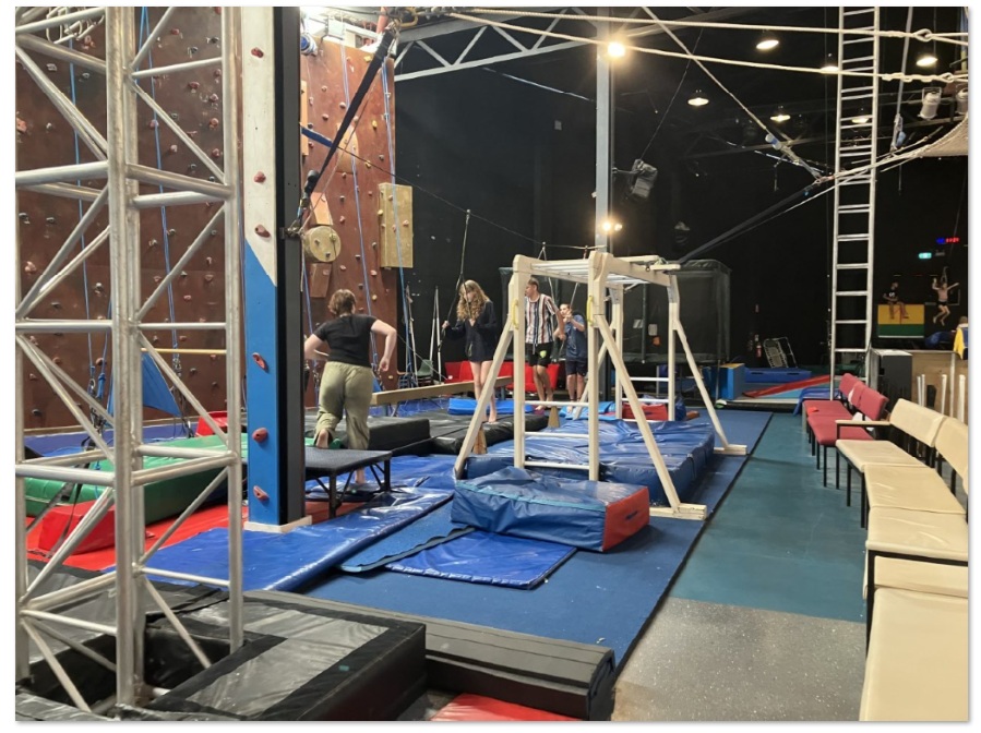 FSN - 2026 01 circus 943